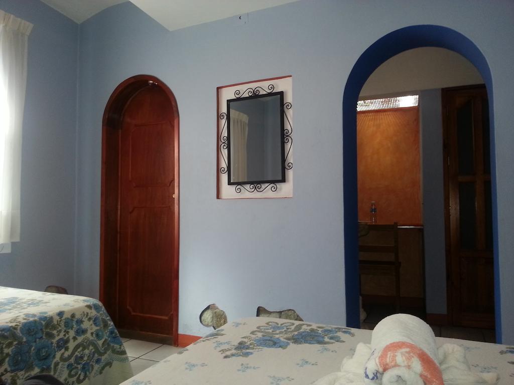 Hotel Casa Arnel Oaxaca Oda fotoğraf