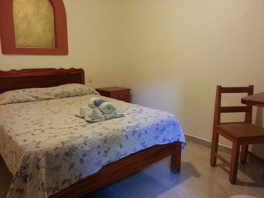 Hotel Casa Arnel Oaxaca Oda fotoğraf