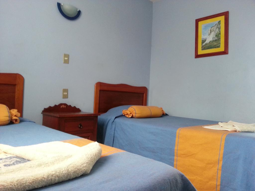 Hotel Casa Arnel Oaxaca Oda fotoğraf