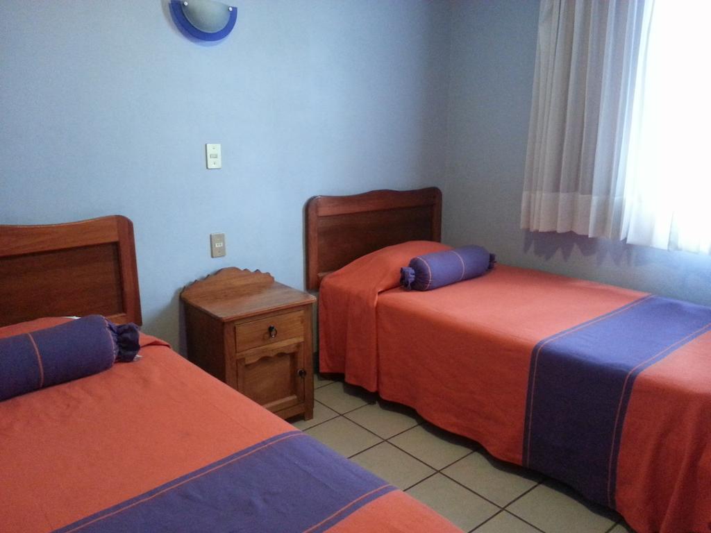 Hotel Casa Arnel Oaxaca Oda fotoğraf